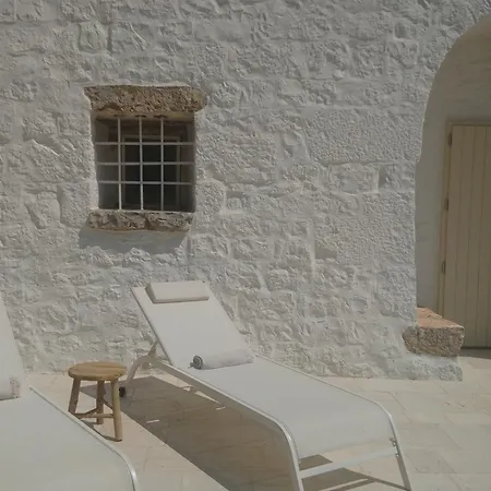 Trullo Delle Rose * オストゥーニ